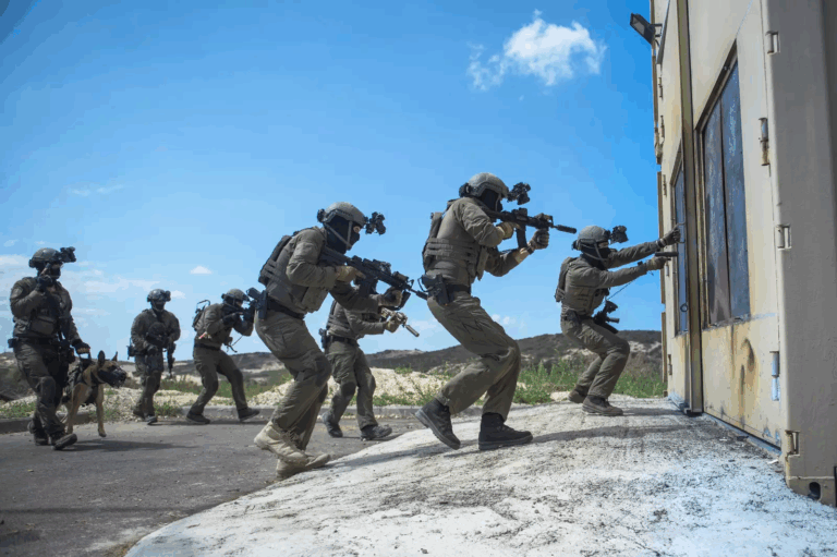 10 Hardest Military Training Regiments In The World - Men All Day